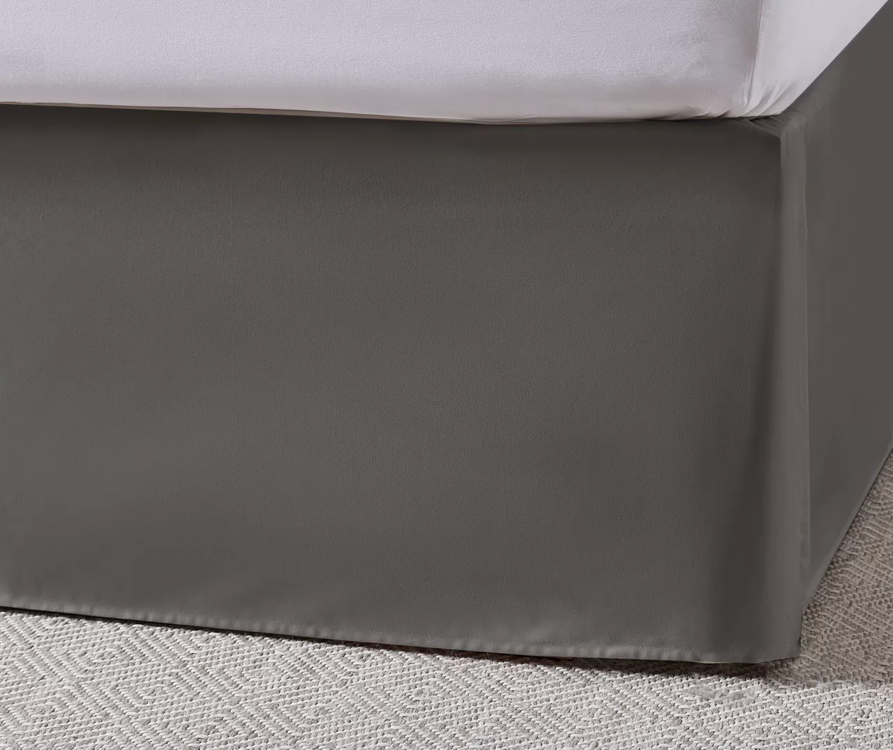 Broyhill Aslan Charcoal & Silver Jacquard 8-Piece Comforter Set 8 Broyhill Aslan Charcoal & Silver Jacquard 8-Piece Comforter Set - Image 6