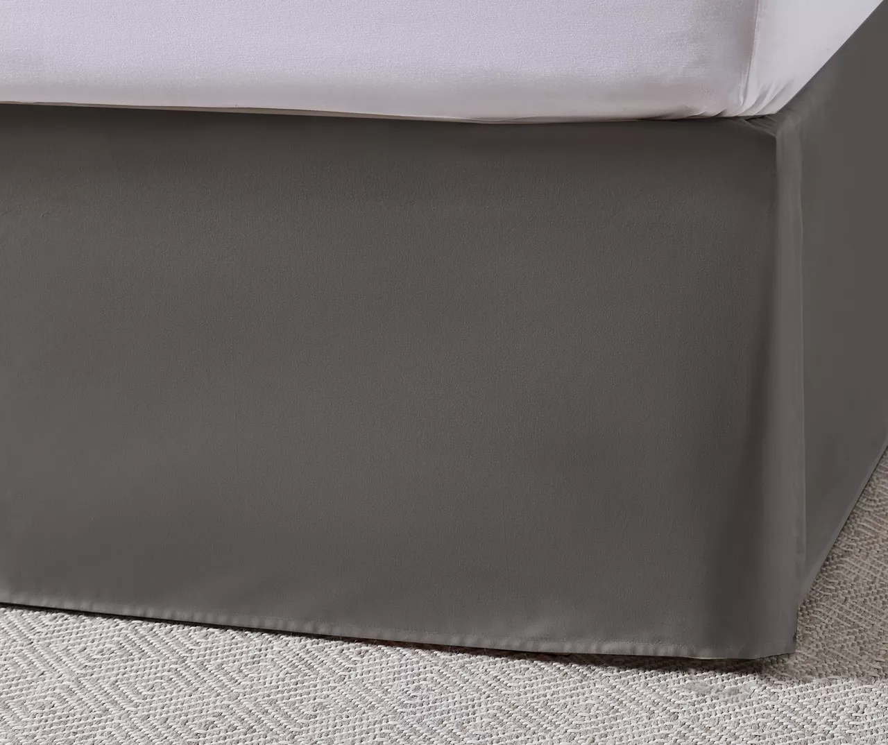 Broyhill Aslan Charcoal & Silver Jacquard 8-Piece Comforter Set 12 Broyhill Aslan Charcoal & Silver Jacquard 8-Piece Comforter Set - Image 10