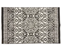 Broyhill Black & White Ornate Fascination Accent Rug 24 Broyhill Black & White Ornate Fascination Accent Rug -Furniture Promotion Store 810557660